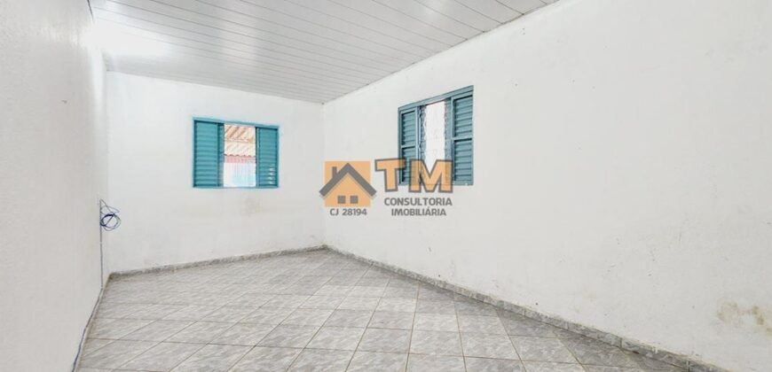 CASA COM 3 QTOS, COM ESPAÇO AMPLO NO FUNDO DO LOTE, NO BAIRRO VILA NOVA, EM SÃO SEBASTIÃO/DF.