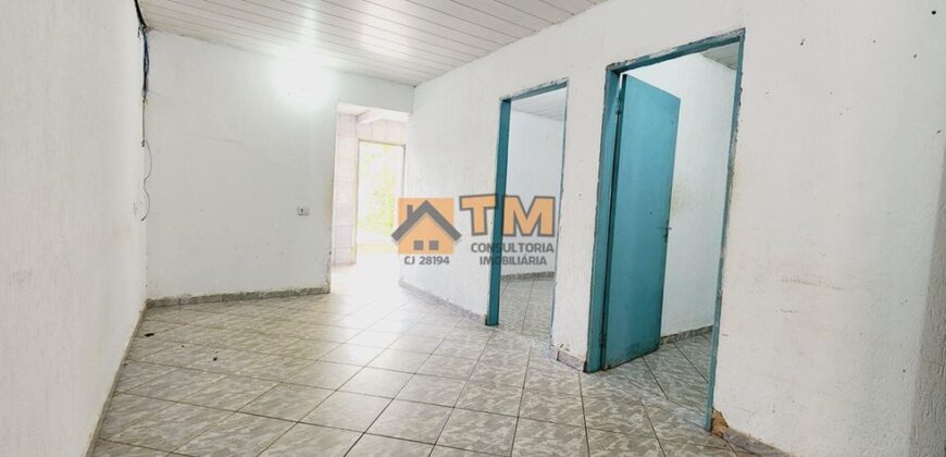 CASA COM 3 QTOS, COM ESPAÇO AMPLO NO FUNDO DO LOTE, NO BAIRRO VILA NOVA, EM SÃO SEBASTIÃO/DF.