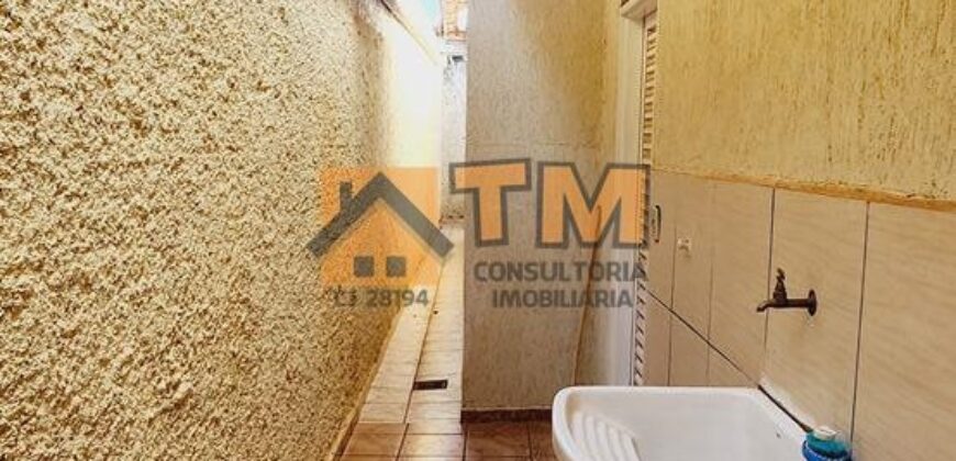 CASA BEM LOCALIZADA COM 3 QTOS, SENDO UMA SUITE, NO BAIRRO SÃO JOSÉ EM SÃO SEBASTIÃO/DF.