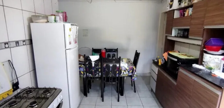 CASA COM 3 QTOS, SUITE, BAIRRO CENTRO EM SÃO SEBASTIÃO/DF.