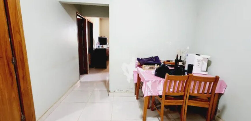 CASA COM 3 QUARTOS, SUITE, ESPAÇO NA FRENTE, BAIRRO MORRO DA CRUZ, EM SÃO SEBASTIÃO/DF