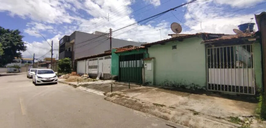 CASA COM 3 QTOS, SUITE, BAIRRO CENTRO EM SÃO SEBASTIÃO/DF.