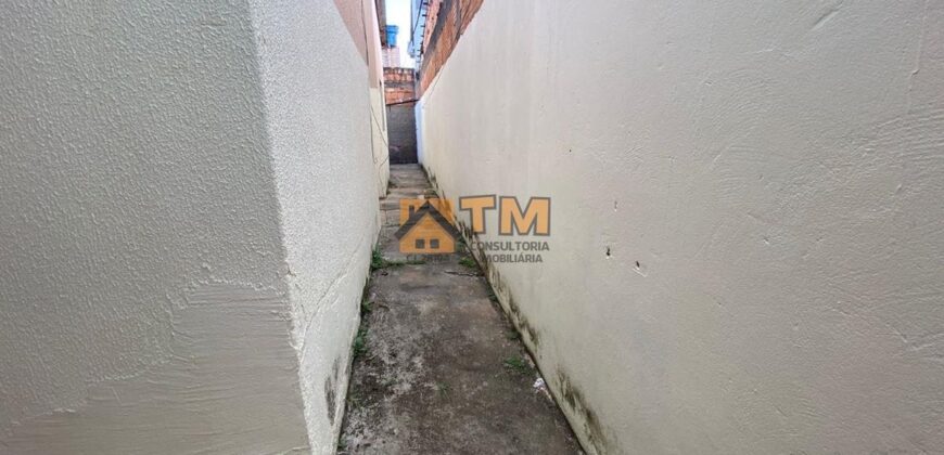 Casa com 2 Quartos, ESCRITURADA, na Quadra 205, do Bairro Residencial Oeste, São Sebastião/DF.