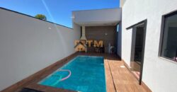 EXCELENTE CASA, FINO ACABAMENTO, COM PISCINA, CONDOMINIO, JARDIM EUROPA, JARDIM BOTANICO.