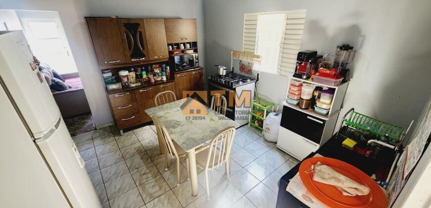 CASA, BEM LOCALIZADA, COM 2 QUARTOS, SUITE, BAIRRO RESIDENCIAL DO BOSQUE, EM SÃO SEBASTIÃO/DF.