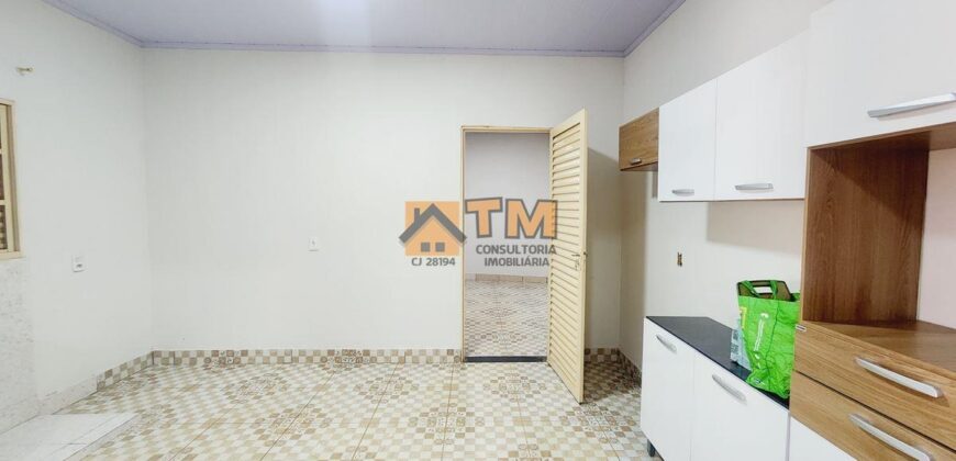 Excelente Casa com 2 Suites, Perto de Parada de Onibus, Bairro Jõao Candido, em Sebastião/DF.