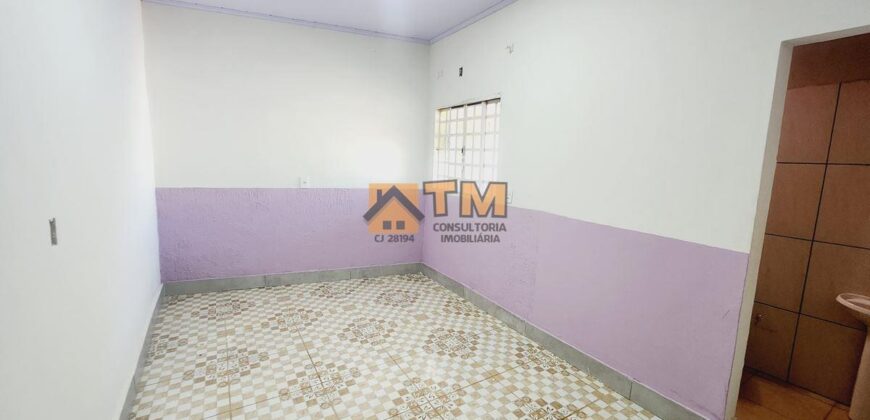 Excelente Casa com 2 Suites, Perto de Parada de Onibus, Bairro Jõao Candido, em Sebastião/DF.