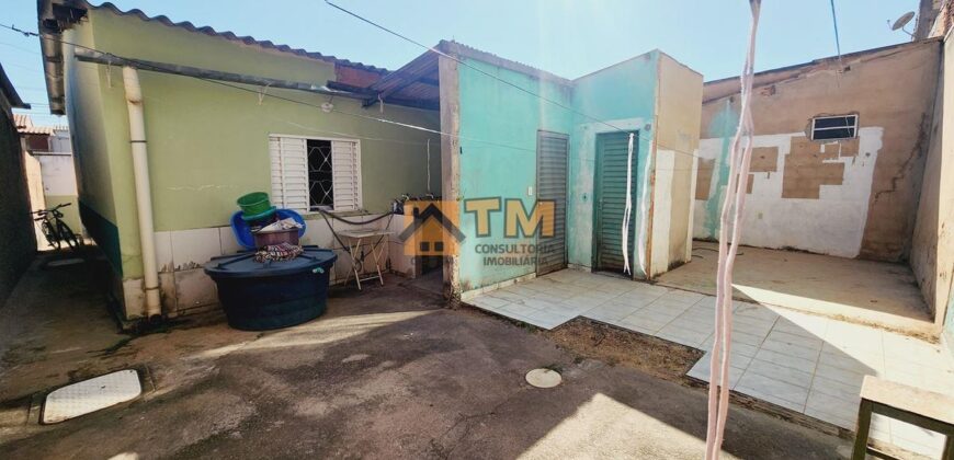 CASA, BEM LOCALIZADA, COM 2 QUARTOS, SUITE, BAIRRO RESIDENCIAL DO BOSQUE, EM SÃO SEBASTIÃO/DF.