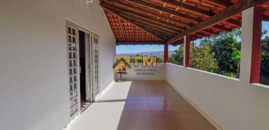 CASA DOS SONHOS! PARA QUEM BUSCAR, TRANQUILIDADE, PAZ, UMA VISTA LINDA, SOBRADO NO CONDOMINIO MANSÕES BRAUNA, NO JARDIM BOTÂNICO, COM LOTÃO DE 1500 METROS.