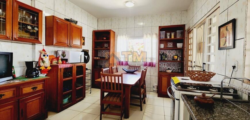 MARAVILHOSA CASA COM 3 QUARTOS, SUITE, TODA NA LAJE, PISCINA, LOTÃO COM 500METROS, JARDIM, NO CONDOMINIO JARDIM DA SERRA, JARDIM BOTANICO, DE BRASILIA /DF – PERTO DO OURO VERMELHO I.