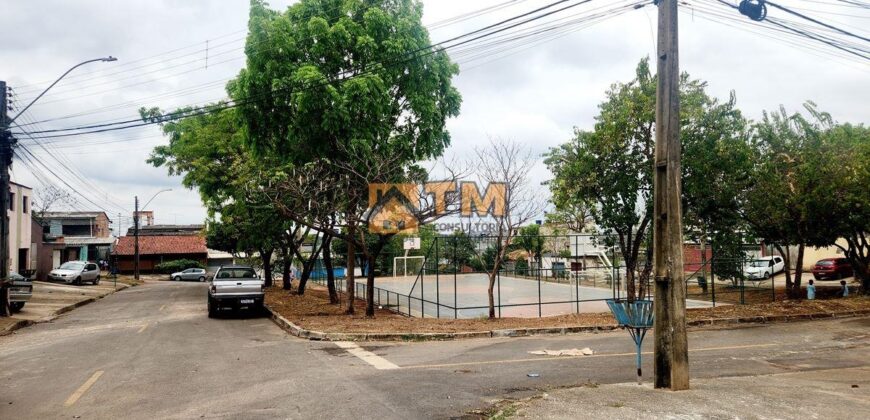 EXCELENTE CASA COM 3 QTOS, NA QUADRA 203 DO BAIRRO RESIDENCIAL OESTE, EM SÃO SEBASTIÃO/DF.