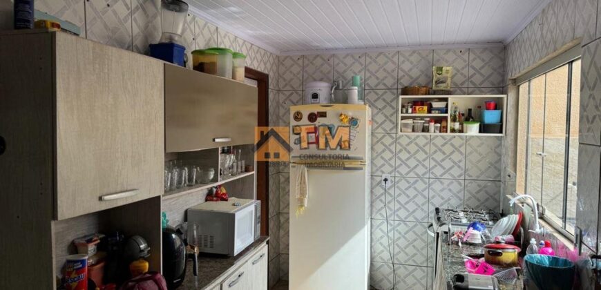 CASA, BEM LOCALIZADA, COM 2 QUARTOS, SUITE, BAIRRO VILA NOVA, EM SÃO SEBASTIÃO/DF.