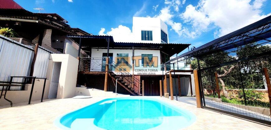 MARAVILHOSA CASA COM 2 QUARTOS, SUÍTE, LINDO JARDIM, PISCINA, NO CONDOMÍNIO QUINTAS DOS IPÊS, JARDIM BOTÂNICO/DF.