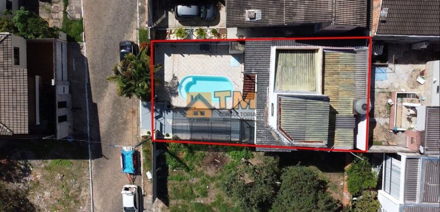 MARAVILHOSA CASA COM 2 QUARTOS, SUÍTE, LINDO JARDIM, PISCINA, NO CONDOMÍNIO QUINTAS DOS IPÊS, JARDIM BOTÂNICO/DF.