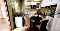 Excelente Sobrado com 5 Quartos, espaço nos fundos, Bairro Residencial do Bosque, em São Sebastião/DF. Descrição: