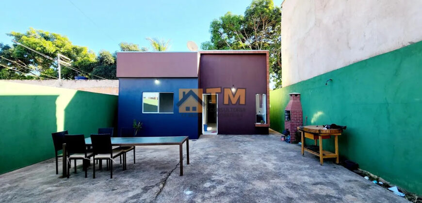 EXCELENTE CASA EM CONDOMINIO FECHADO, COM ACESSO PELO ASFALTO, DE FRENTE AO CRIXAS, , PERTO DE COMERCIO EM GERAL E PROXIMO A PARADA DE ONIBUS, COM 2 QUARTOS, EM SÃO SEBASTIÃO /DF.