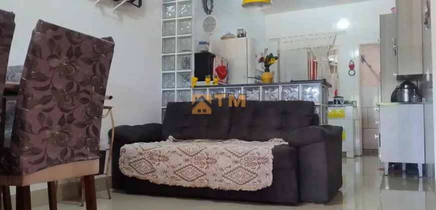 CASA BEM LOCALIZADA, COM 2 QUARTOS, TODA NA LAJE, NO BAIRRO RESIDENCIAL OESTE EM SÃO SEBASTIÃO/DF..