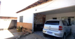 CASA COM KITNET NO BAIRRO JOÃO CÂNDIDO EM SÃO SEBASTIÃO DF.