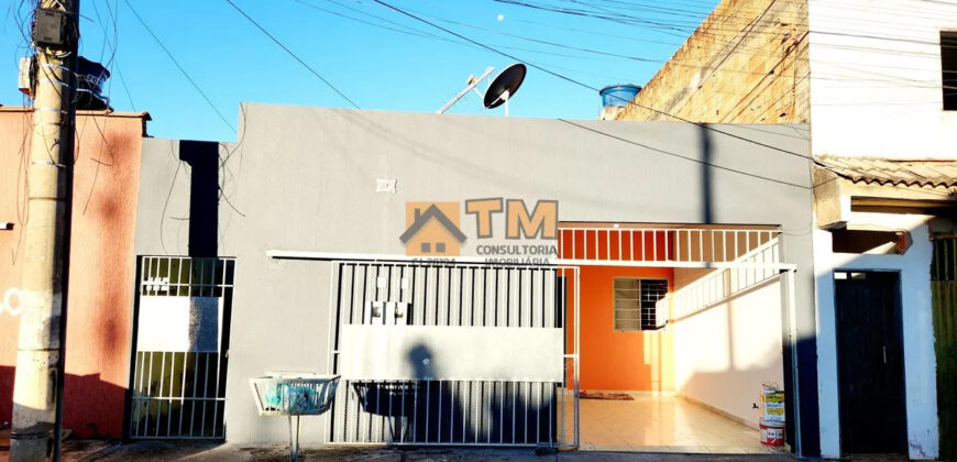 EXCELENTE CASA COM 2 QUARTOS, MAIS UMA KITE NOS FUNDOS, NA QUADRA 305, DO BAIRRO RESIDENCIAL OESTE, EM SÃO SEBASTIÃO /DF.