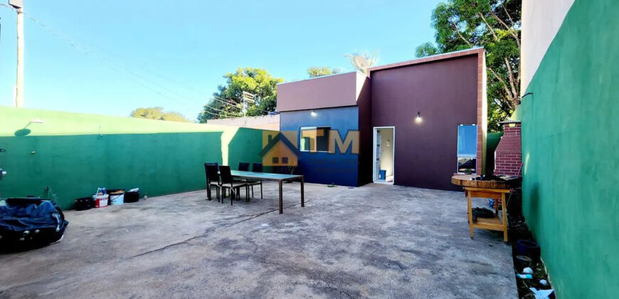 EXCELENTE CASA EM CONDOMINIO FECHADO, COM ACESSO PELO ASFALTO, DE FRENTE AO CRIXAS, , PERTO DE COMERCIO EM GERAL E PROXIMO A PARADA DE ONIBUS, COM 2 QUARTOS, EM SÃO SEBASTIÃO /DF.