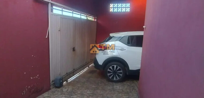 CASA BEM LOCALIZADA, COM 2 QUARTOS, TODA NA LAJE, NO BAIRRO RESIDENCIAL OESTE EM SÃO SEBASTIÃO/DF..