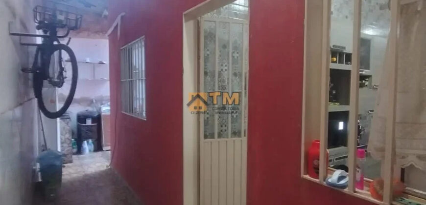 CASA BEM LOCALIZADA, COM 2 QUARTOS, TODA NA LAJE, NO BAIRRO RESIDENCIAL OESTE EM SÃO SEBASTIÃO/DF..