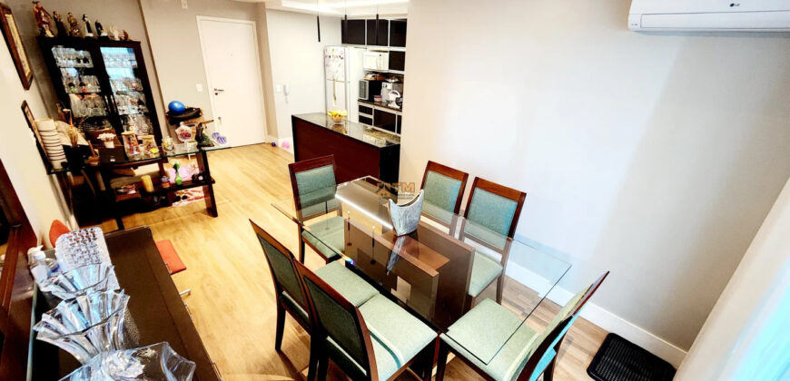 PARA QUEM ALMEJA MORAR EM UM APARTAMENTO, BEM LOCALIZADO, COM FINO ACABAMENTO, CONFORTO DE UM LAR! ARMÁRIOS PLANEJADOS, COM VISTA LINDA EM UM CONDOMINIO DE ALTO PADRÃO, SEGURO E BEM LOCALIZADO!