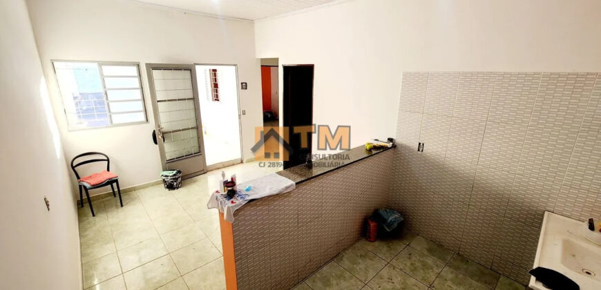 EXCELENTE CASA COM 2 QUARTOS, MAIS UMA KITE NOS FUNDOS, NA QUADRA 305, DO BAIRRO RESIDENCIAL OESTE, EM SÃO SEBASTIÃO /DF.