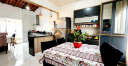 CASA COM UMA LOCALIZAÇÃO EXCELENTE, PERTO DE COMERCIO EM GERAL E PROXIMO A PARADA DE ONIBUS, COM 2 QUARTOS, MAIS UMA KITE NOS FUNDOS, NA QUADRA 101, DO BAIRRO RESIDENCIAL OESTE, EM SÃO SEBASTIÃO /DF.