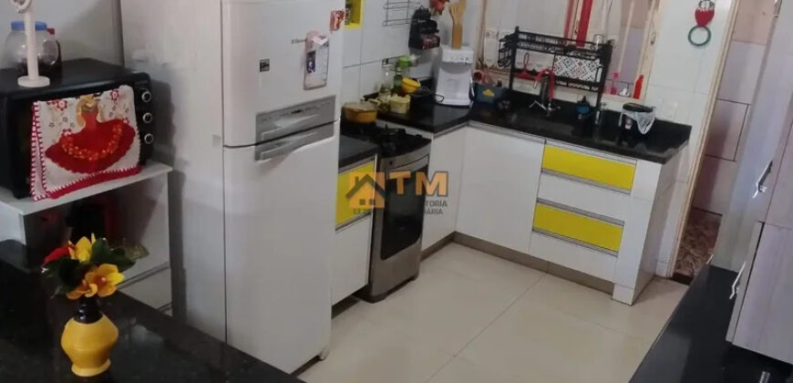 CASA BEM LOCALIZADA, COM 2 QUARTOS, TODA NA LAJE, NO BAIRRO RESIDENCIAL OESTE EM SÃO SEBASTIÃO/DF..