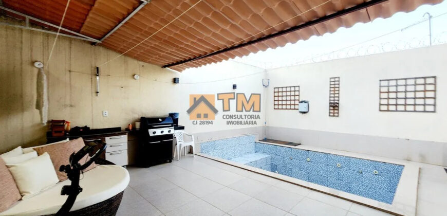 EXCELENTE CASA COM 2 QUARTOS, ARMÁRIOS PLANEJADO, COM PISCINA AQUECIDA, PERTO DE PARADA E COMERCIO, NO BAIRRO CENTRO, EM SÃO SEBASTIÃO /DF.