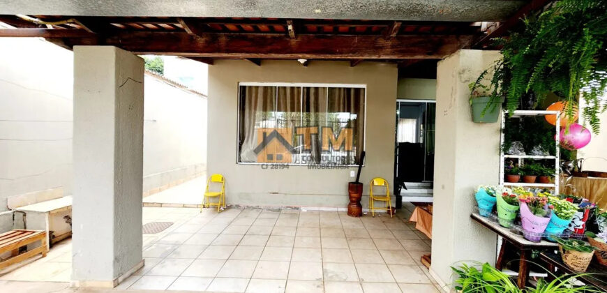 CASA COM UMA LOCALIZAÇÃO EXCELENTE, PERTO DE COMERCIO EM GERAL E PROXIMO A PARADA DE ONIBUS, COM 2 QUARTOS, MAIS UMA KITE NOS FUNDOS, NA QUADRA 101, DO BAIRRO RESIDENCIAL OESTE, EM SÃO SEBASTIÃO /DF.