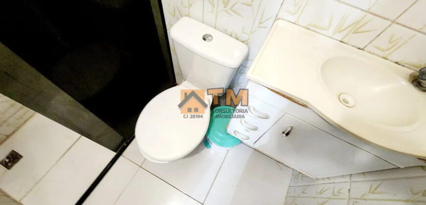 IMÓVEL PARA INVESTIMENTO, OU INVESTIR E MORAR SÃO 3 MORADIAS NO MESMO LOTE, COM ÁGUA E LUZ INDIVITUAL! IMÓVEL DE ESQUINA, PERTO DE PARADA DE ONIBUS E COMERCIO EM GERAL! SOBRADO MAIS CASA, NO SETOR TRADICIONAL, PERTOS DOS CORREIOS, EM SÃO SEBASTIÃO/DF.