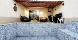 EXCELENTE CASA COM 2 QUARTOS, ARMÁRIOS PLANEJADO, COM PISCINA AQUECIDA, PERTO DE PARADA E COMERCIO, NO BAIRRO CENTRO, EM SÃO SEBASTIÃO /DF.