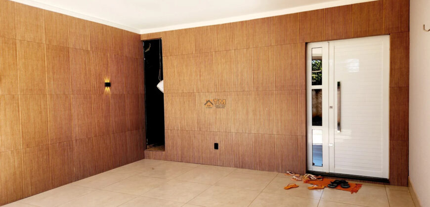 MARAVILHOSA CASA COM 3 SUITES, COM ARMÁRIOS, TODA NA LAJE, PERTO DE COMERCIO E PROXIMO A PARADA DE ONIBUS, PERTO DO MERCA REI ARTUR, BAIRRO MORRO DA CRUZ, EM SÃO SEBASTIÃO /DF.