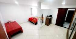 IMÓVEL PARA INVESTIMENTO, OU INVESTIR E MORAR SÃO 3 MORADIAS NO MESMO LOTE, COM ÁGUA E LUZ INDIVITUAL! IMÓVEL DE ESQUINA, PERTO DE PARADA DE ONIBUS E COMERCIO EM GERAL! SOBRADO MAIS CASA, NO SETOR TRADICIONAL, PERTOS DOS CORREIOS, EM SÃO SEBASTIÃO/DF.