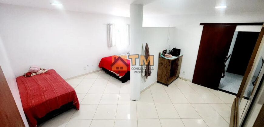 IMÓVEL PARA INVESTIMENTO, OU INVESTIR E MORAR SÃO 3 MORADIAS NO MESMO LOTE, COM ÁGUA E LUZ INDIVITUAL! IMÓVEL DE ESQUINA, PERTO DE PARADA DE ONIBUS E COMERCIO EM GERAL! SOBRADO MAIS CASA, NO SETOR TRADICIONAL, PERTOS DOS CORREIOS, EM SÃO SEBASTIÃO/DF.