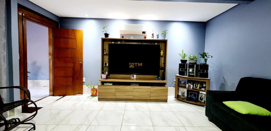 EXCELENTE CASA COM 4 QUARTOS, TODA NA LAJE, COM ESCRITURA, PERTO DE COMERCIO EM GERAL E PROXIMO A PARADA DE ONIBUS, NA QUADRA 101, DO BAIRRO RESIDENCIAL OESTE, EM SÃO SEBASTIÃO /DF.