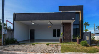 Maravilhosa Casa Alto Padrão, Moderna, Fino Acabamento, com 3 Quartos, Suíte, Armários planejados, no Condomínio Vista Itaipu, no Jardim Botânico Brasília /DF.