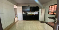 Excelente Casa, com 2 Qtos, localizada no Bairro Morro da Cruz, em São Sebastião/DF.