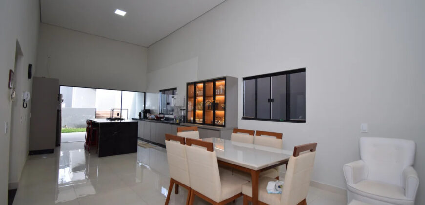 Maravilhosa Casa Alto Padrão, Moderna, Fino Acabamento, com 3 Quartos, Suíte, Armários planejados, no Condomínio Vista Itaipu, no Jardim Botânico Brasília /DF.