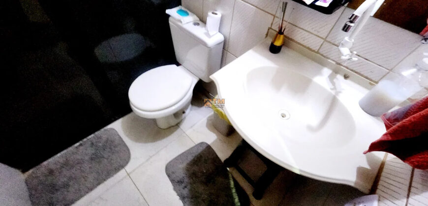 CASA BEM LOCALIZADA, COM 3 QUARTOS, NO BAIRRO, NO BAIRRO CENTRO, PERTO DE PARADA DE ONIBUS!