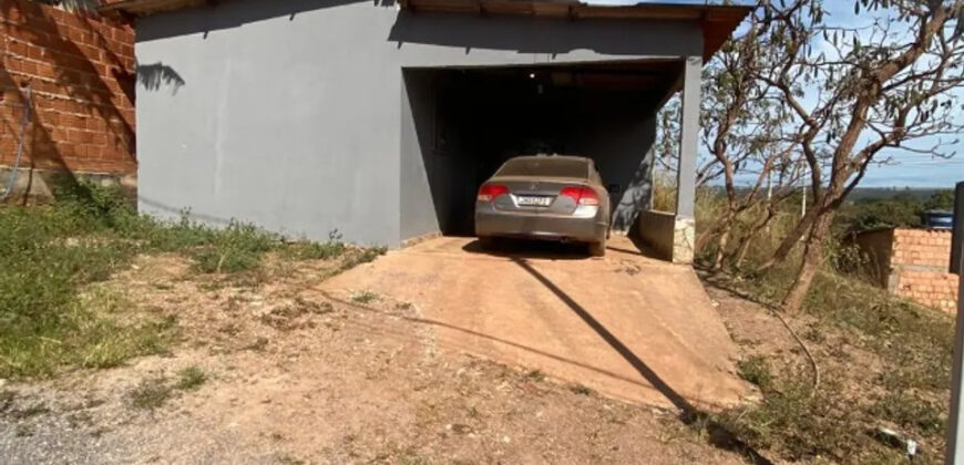 Excelente Casa, com 2 Qtos, localizada no Bairro Morro da Cruz, em São Sebastião/DF.