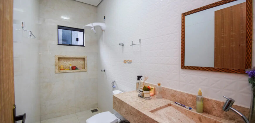 Maravilhosa Casa Alto Padrão, Moderna, Fino Acabamento, com 3 Quartos, Suíte, Armários planejados, no Condomínio Vista Itaipu, no Jardim Botânico Brasília /DF.
