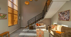 MARAVILHOSO SOBRADO COM 3 QUARTOS, NO CONDOMINIO QUINTAS DOS IPES, COM PISCINA, FINO ACABAMENTO, NO JARDIM BOTANICO DE BRASILIA!