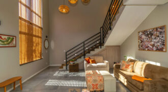 MARAVILHOSO SOBRADO COM 3 QUARTOS, NO CONDOMINIO QUINTAS DOS IPES, COM PISCINA, FINO ACABAMENTO, NO JARDIM BOTANICO DE BRASILIA!