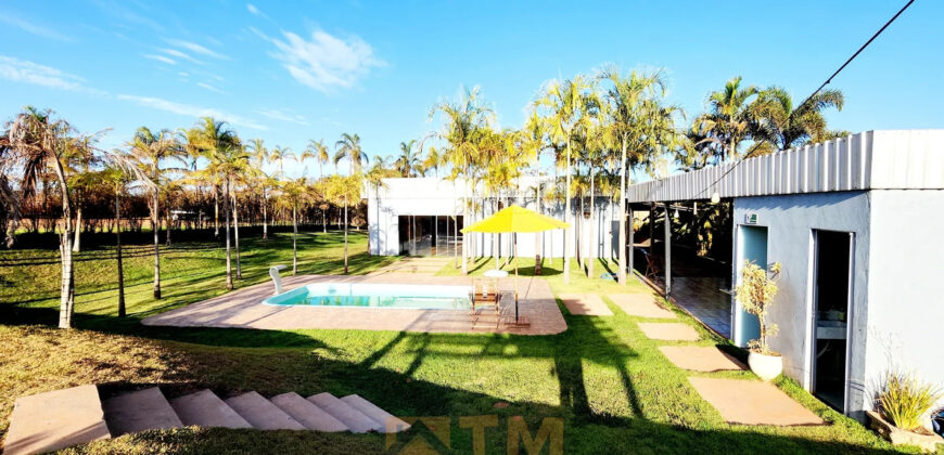 Maravilhosa Chácara com piscina, churrasqueira, uma Linda Vista, projeto de Jardinagem, no Bairro Capão Cumprido em São Sebastião/DF.