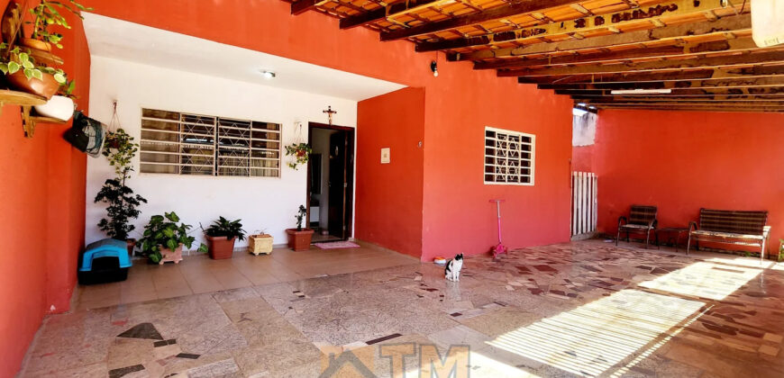 EXCELENTE CASA COM 3 QUARTOS, SUITE, TODA NA LAJE, NO BAIRRO CENTRO EM SÃO SEBASTIÃO/DF. – ACEITA CASA DE MENOR