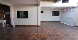 CASA DE ESQUINA NA QUADRA 301 DO BAIRRO RESIDENCIAL OESTE EM SÃO SEBASTIÃO DF.