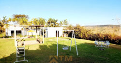 Maravilhosa Chácara com piscina, churrasqueira, uma Linda Vista, projeto de Jardinagem, no Bairro Capão Cumprido em São Sebastião/DF.